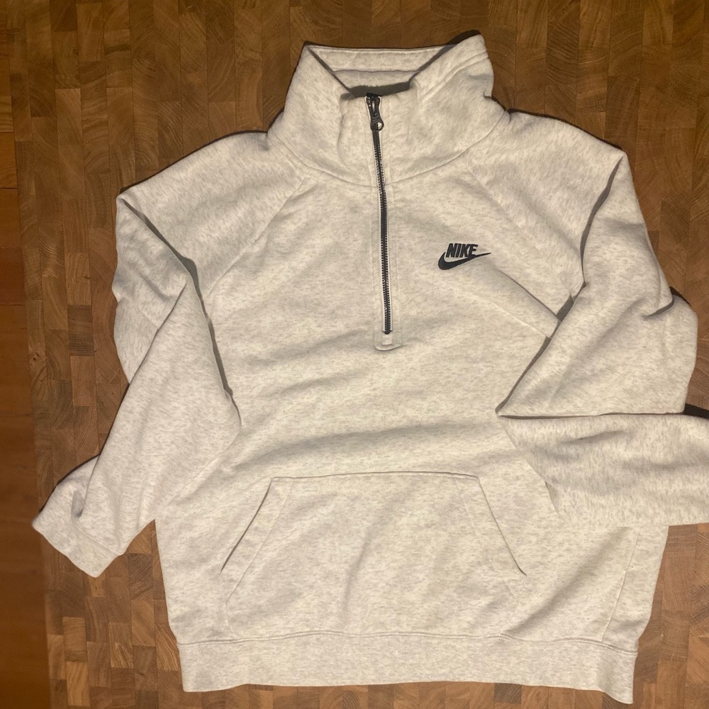 Nike quarter zip sweatshirt soft grey